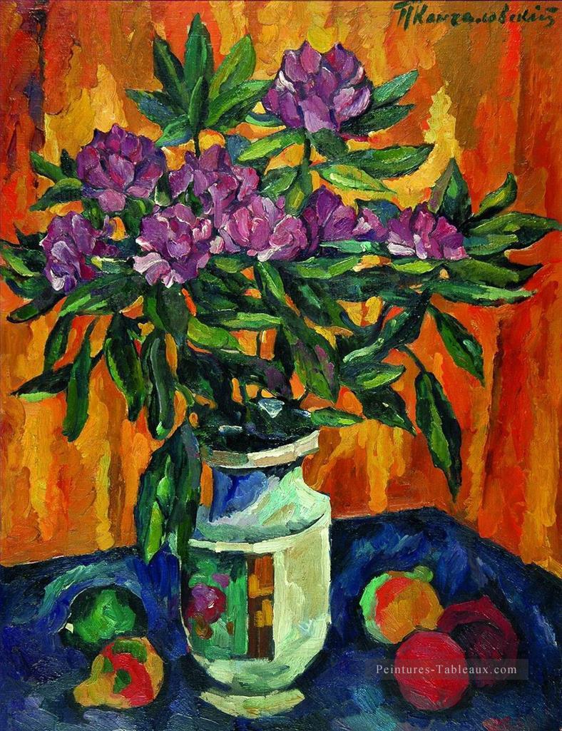 nature morte avec des pivoines dans un vase Petrovich Konchalovsky Peintures à l'huile
